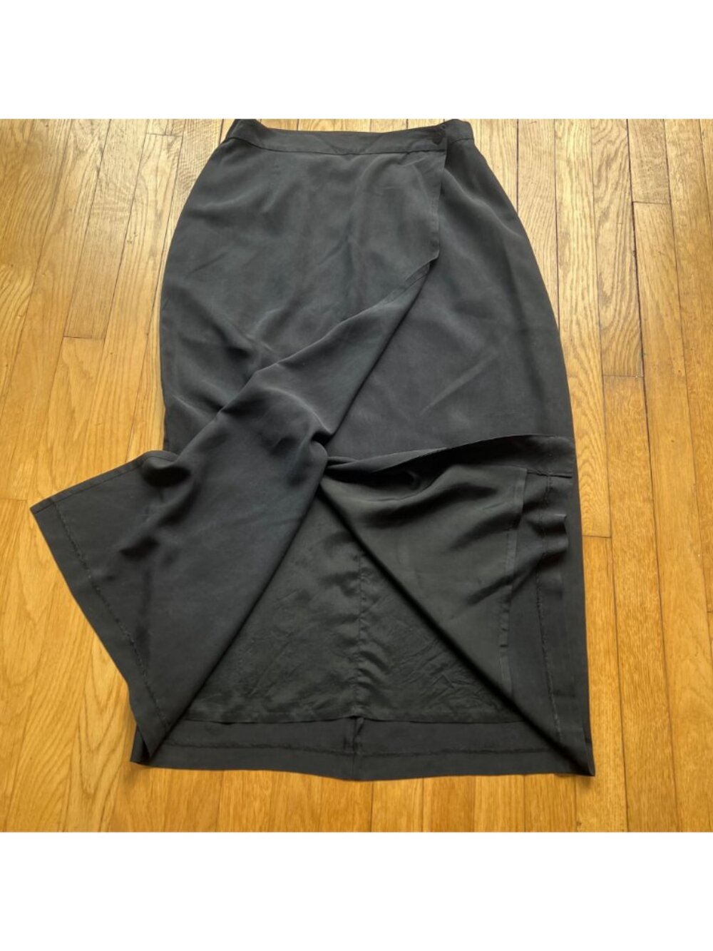 Vintage Black Silk Size 3 80s Midi Wrap Skirt Whimsigoth Retro Classic - Picture 6 of 12
